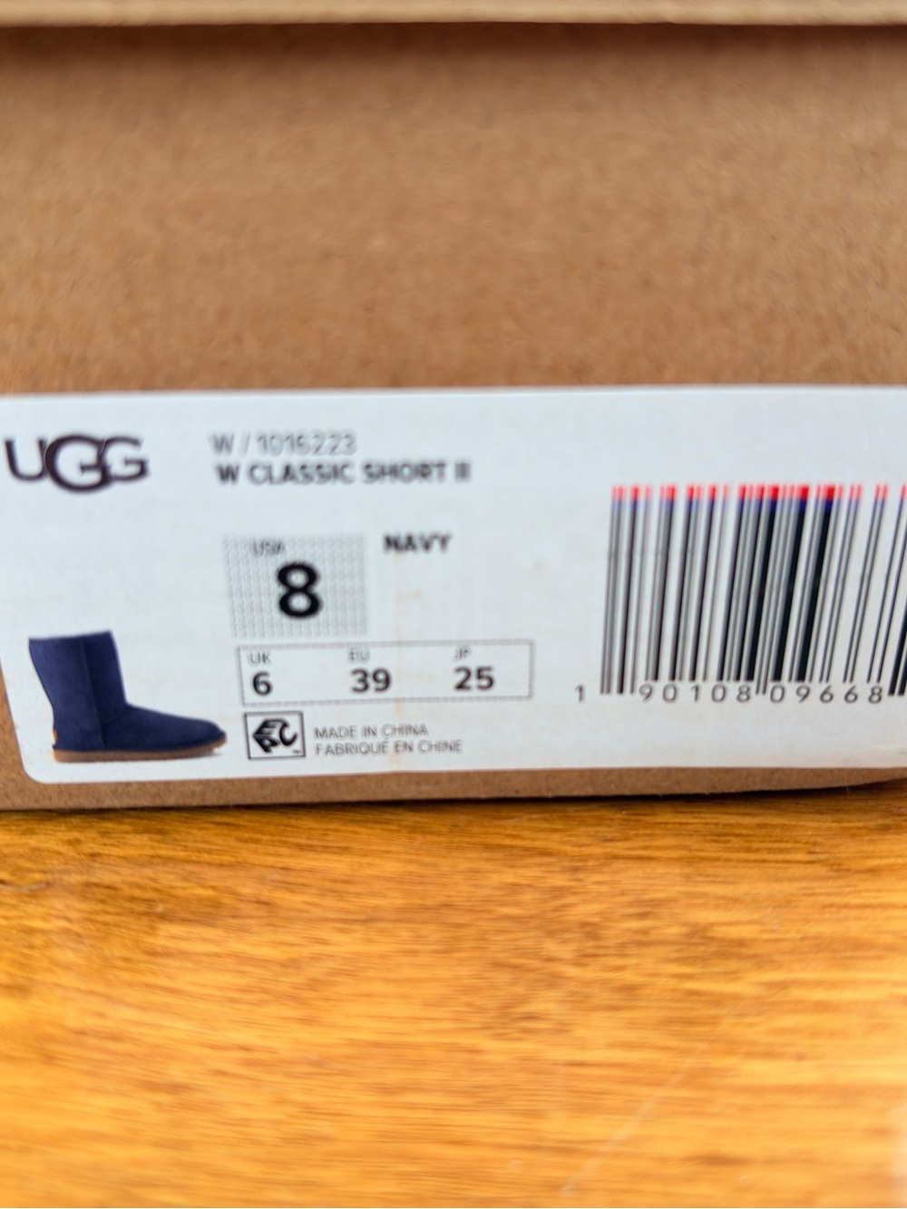 Women’s Blue Grey UGG Classic II Shearling Lined Short Boot Sz 8 Navy In box - Picture 6 of 7